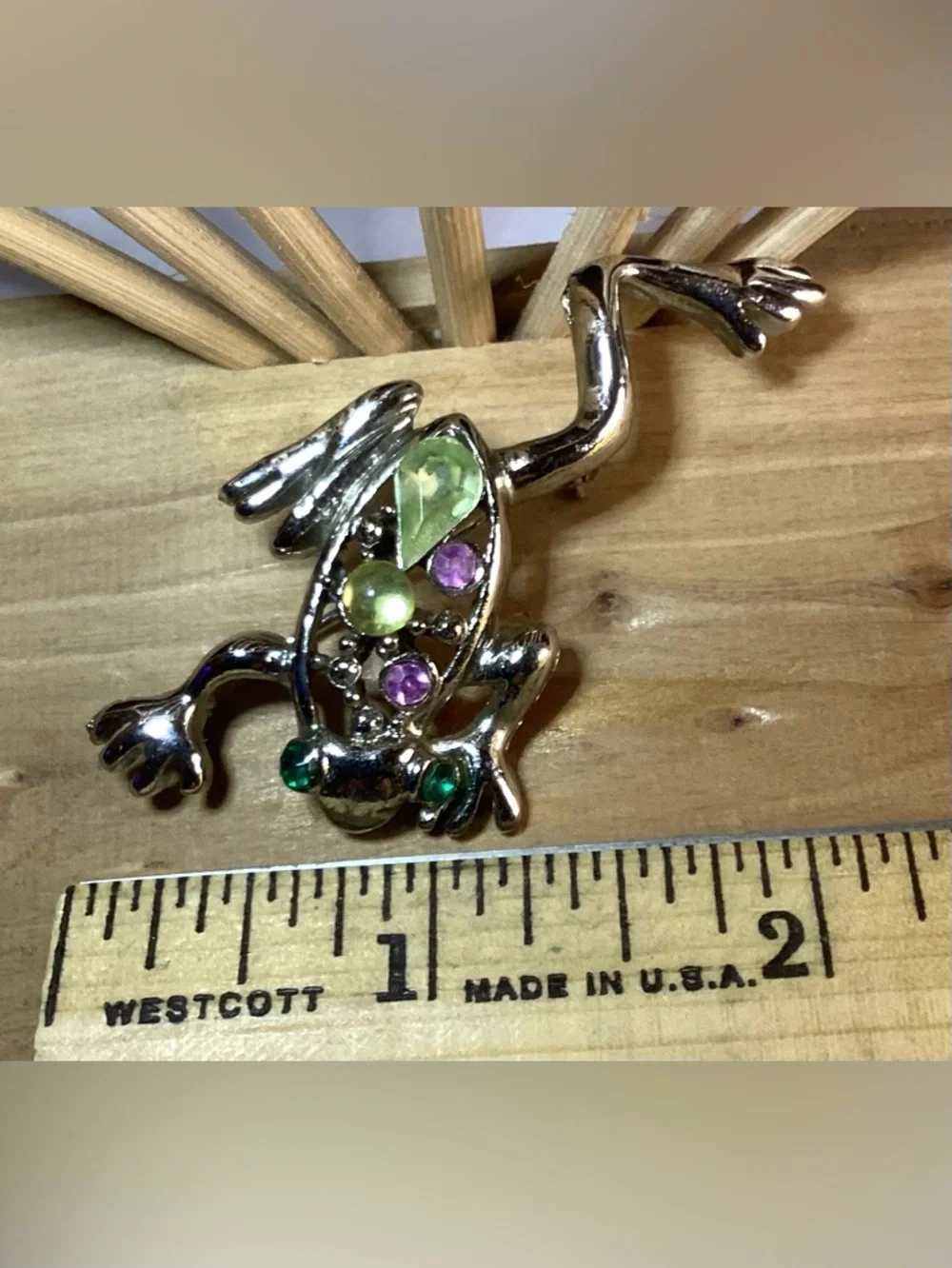 Vintage Silver Tone Frog Brooch - Picture 8 of 8